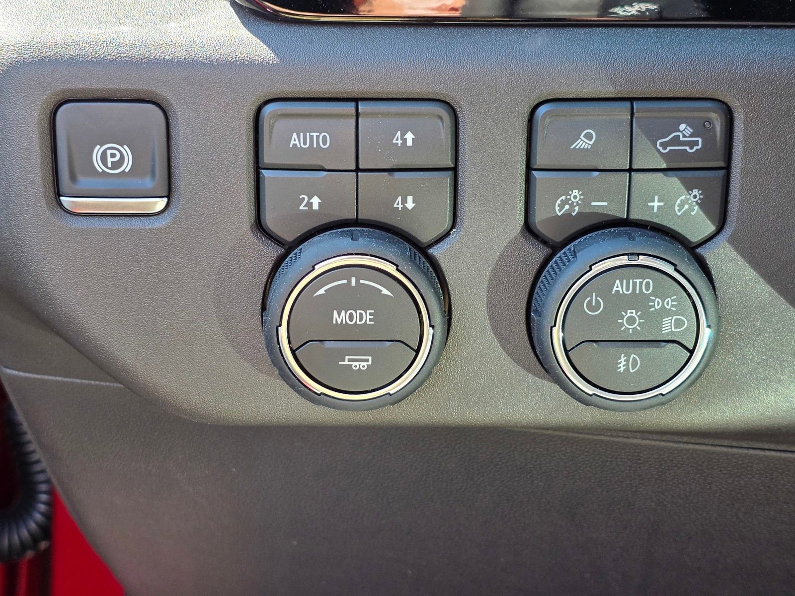 2026 Chevrolet Silverado 1500 LTZ - Photo 36