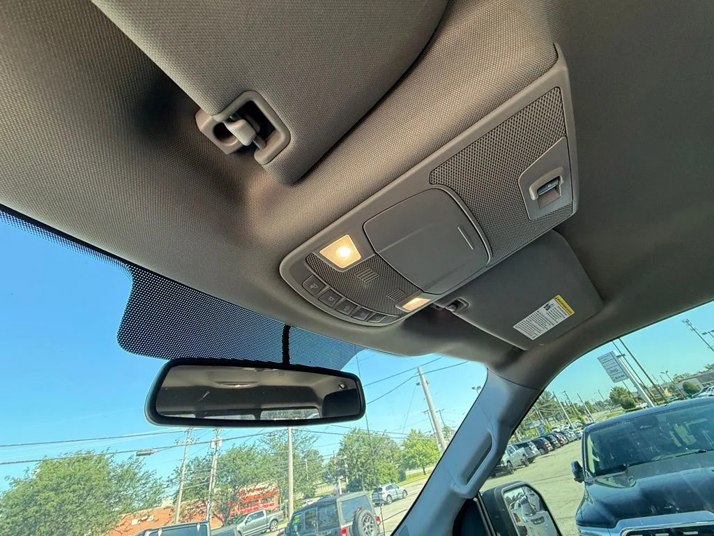 Used 2018 Silver Ford XLT image 23