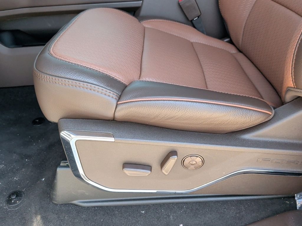 New 2026 Glacier Gray Metallic Tri-Coat Ford F-250® King Ranch® image 14