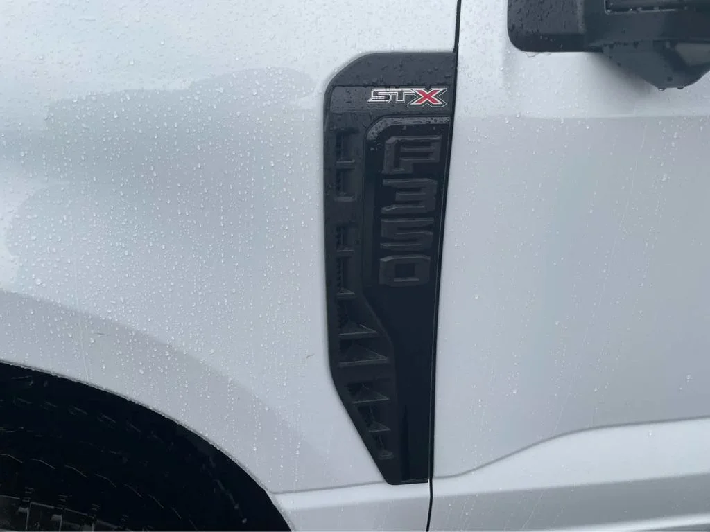 New 2026 Oxford White Ford F-350® XL image 10