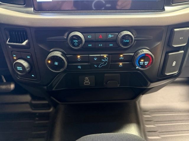 New 2026 Oxford White Ford XL image 28