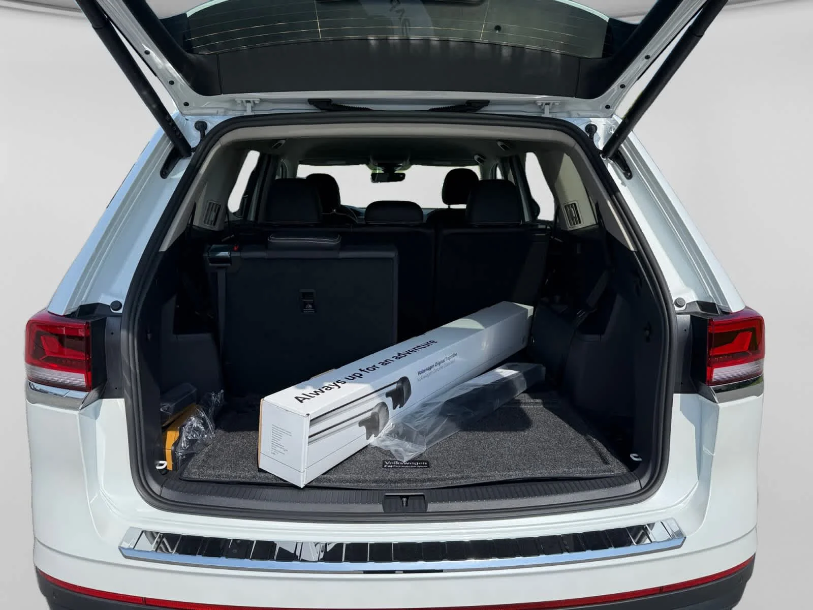 2026 Volkswagen Atlas SE w/Tech - Photo 23