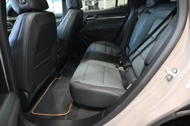 2026 GMC Terrain AT4 - Photo 11
