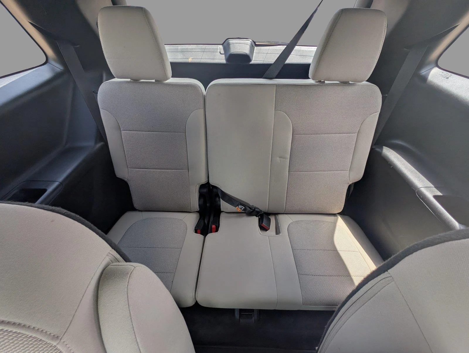 Used 2023 RADIANT RED TINTCOAT Chevrolet LT Cloth image 36