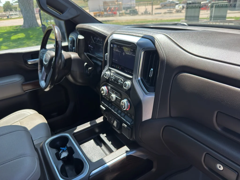 Used 2023 Forest Metallic GMC SLT image 11