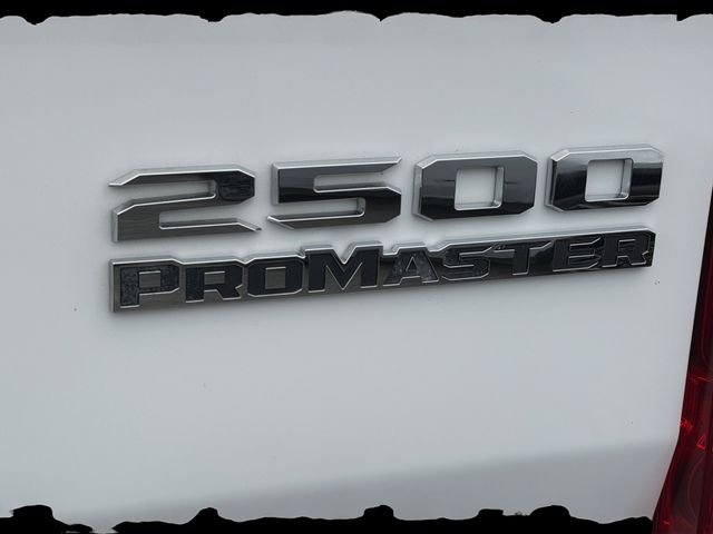 Used 2025 White Ram Base image 10