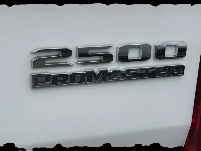 Used 2025 White Ram Base image 10