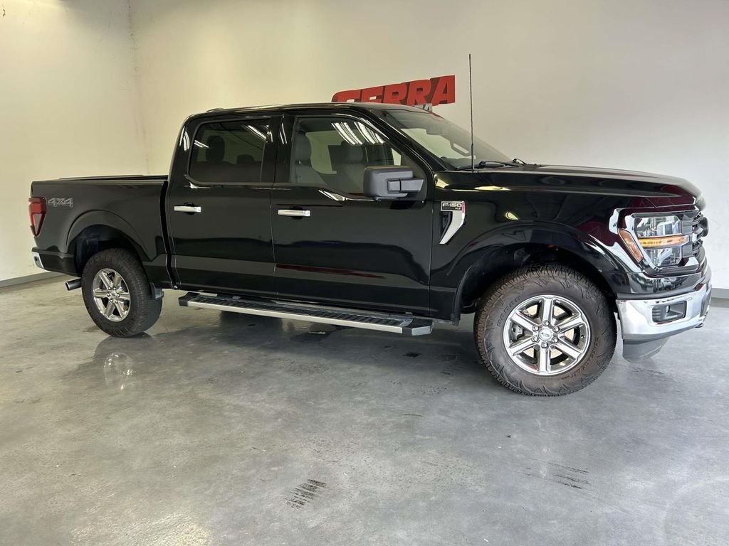 Used 2024 Black Ford XLT image 2