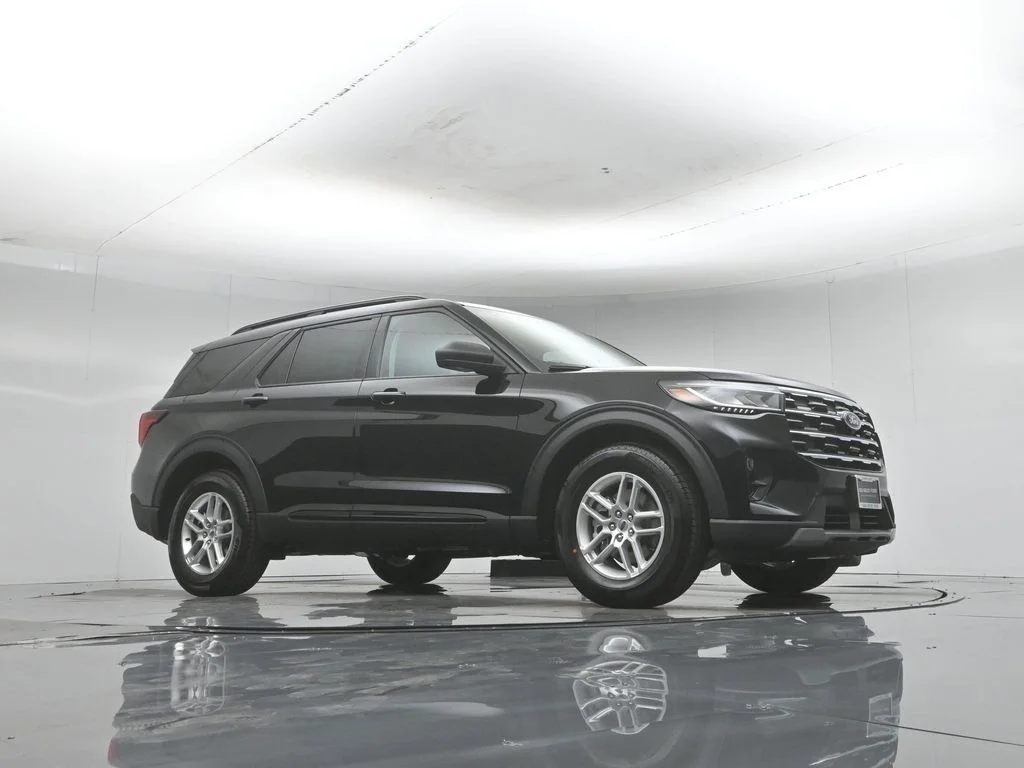 New 2026 Agate Black Metallic Ford Active image 3