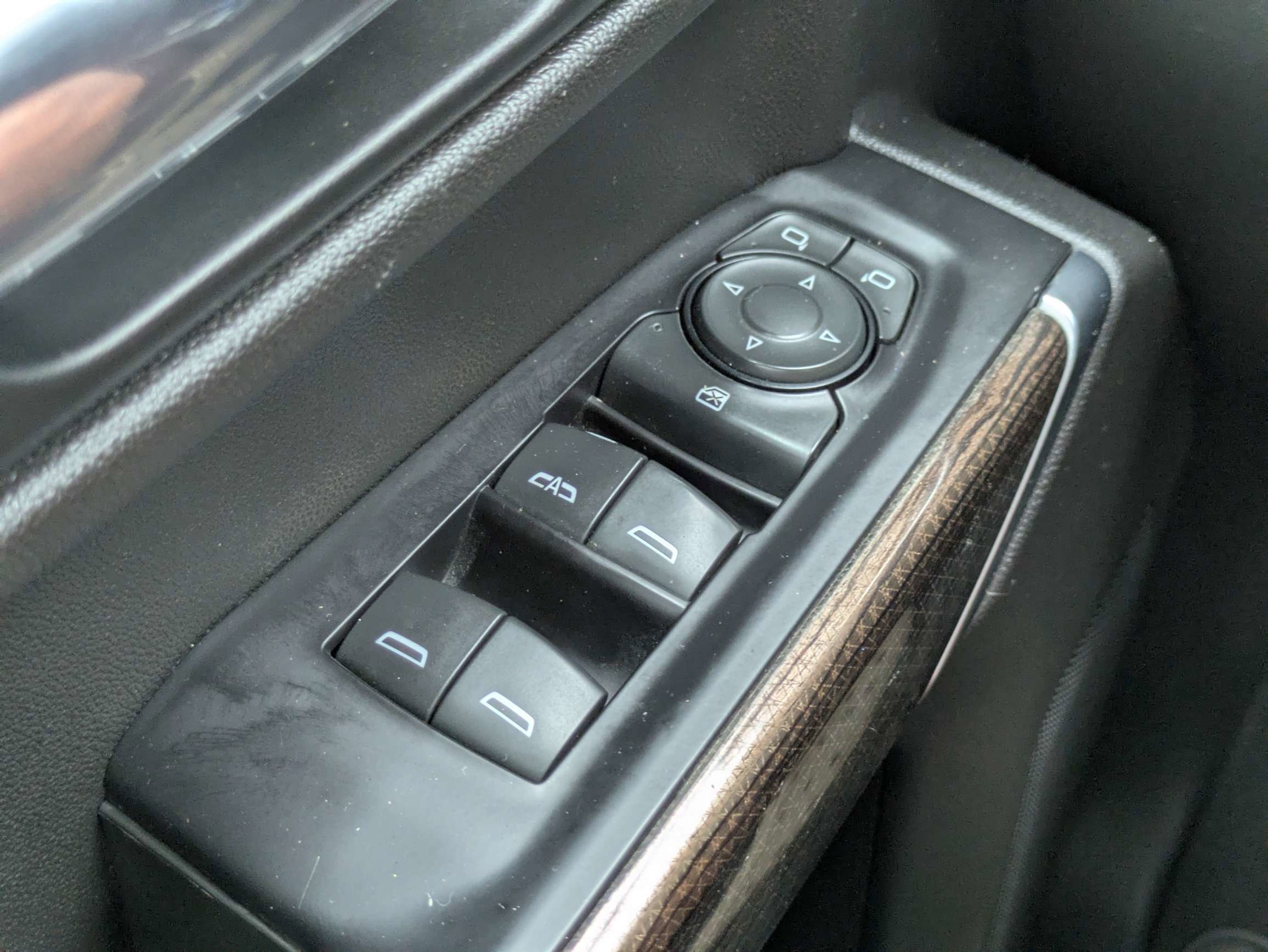 Used 2020 White Chevrolet LT image 20