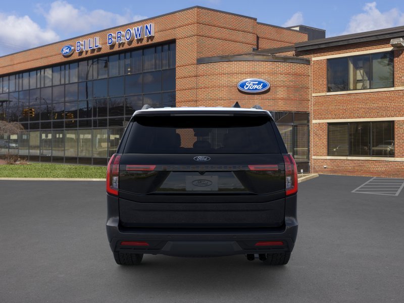 New 2026 Agate Black Metallic Ford Tremor image 5