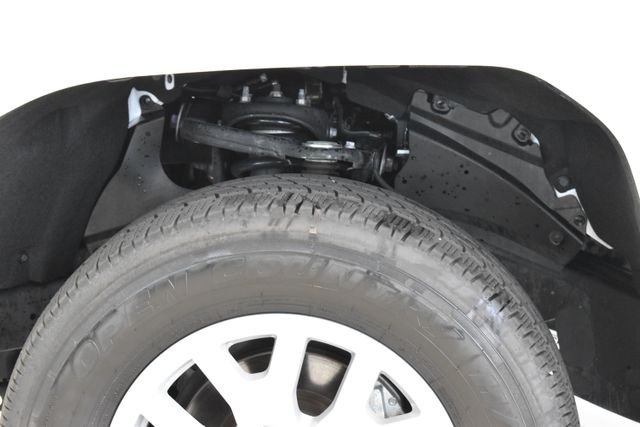 Used 2025 White Toyota SR5 image 27