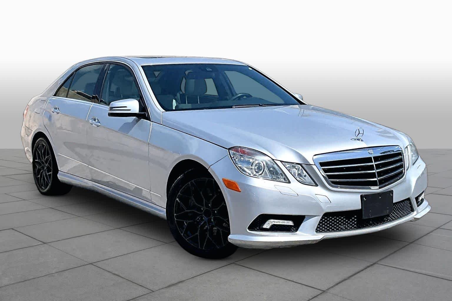Pre-Owned 2011 Mercedes-Benz E 550 Luxury