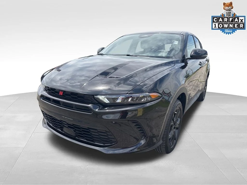 Used 2024  Dodge GT image 8