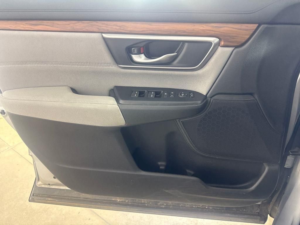 Used 2022  Honda EX image 21
