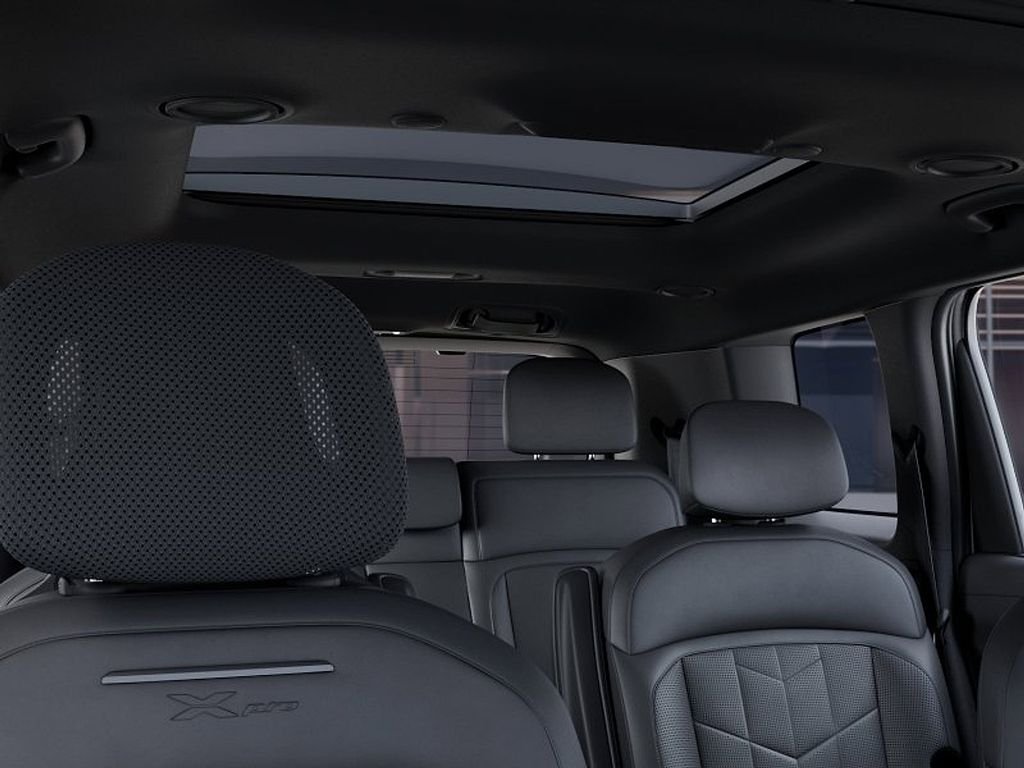 New 2027 Wolf Gray Kia X-PRO SX image 27