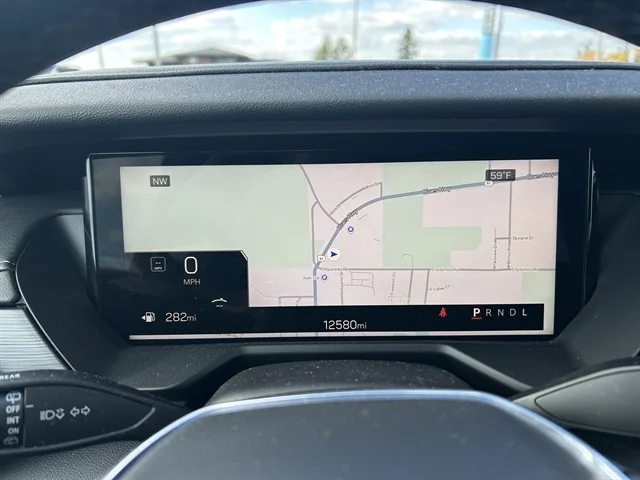 Used 2025 WHITE GMC FWD Elevation image 31