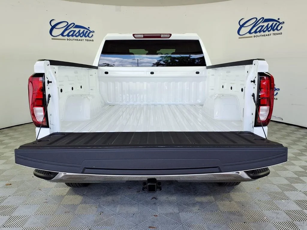 New 2026 Summit White GMC Pro image 5