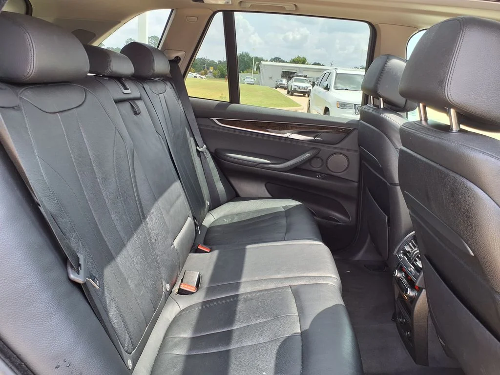 Used 2016 Black BMW xDrive35i image 21