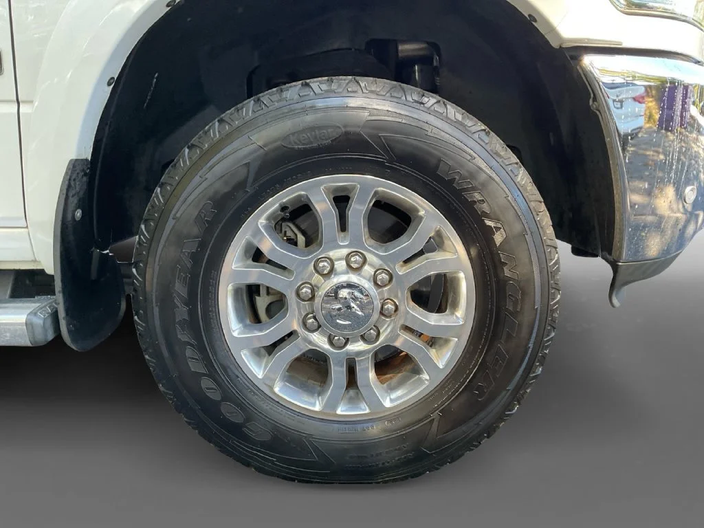 Used 2018 White Ram Laramie image 16