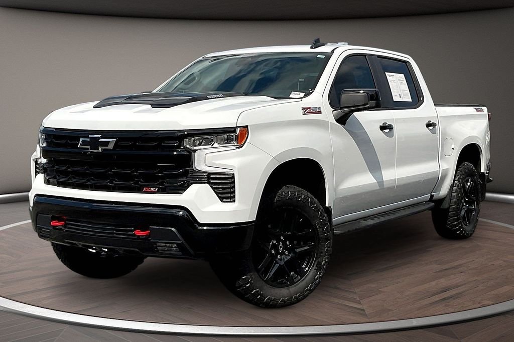 Used 2026 White Chevrolet LT Trail Boss image 2