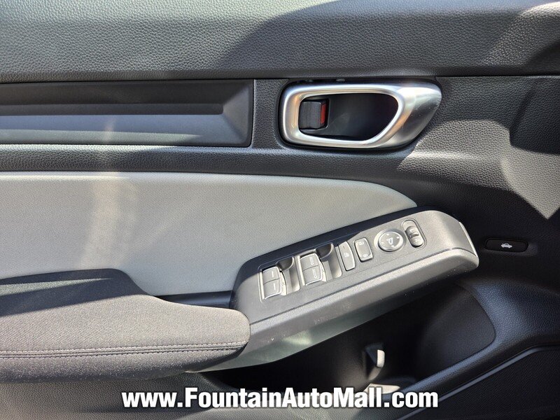 Used 2024 Meteorite Gray Metallic Honda LX CVT image 15