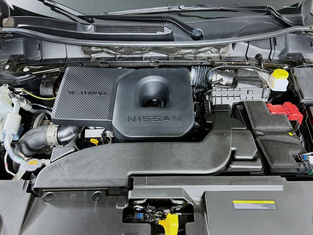 Used 2025 Super Black Nissan SL image 31