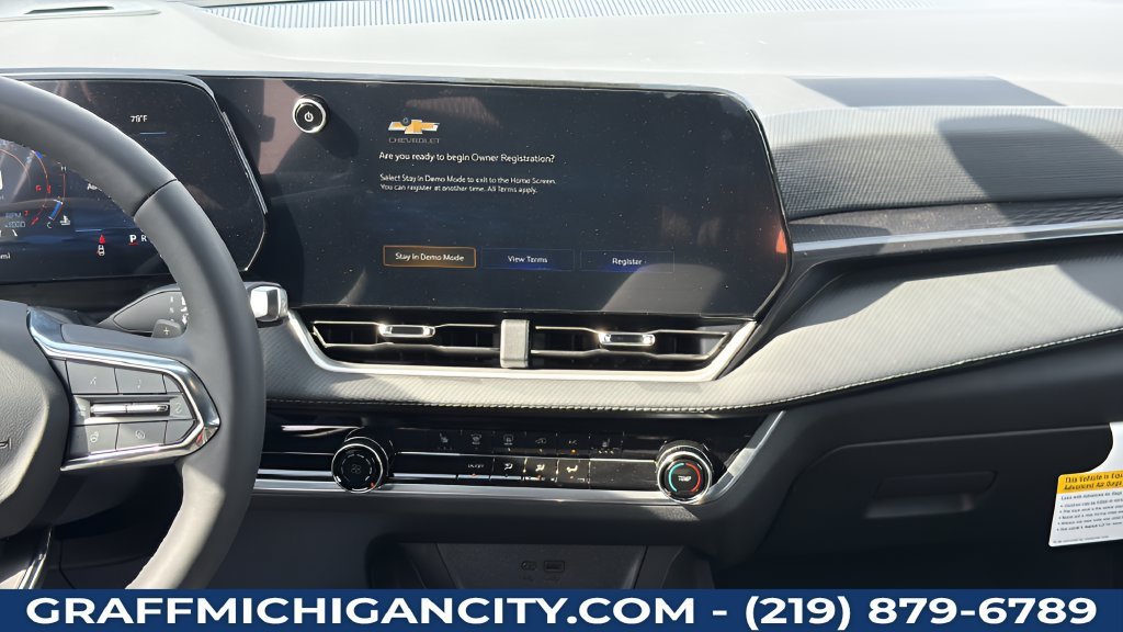 2027 Chevrolet Equinox LT - Photo 18