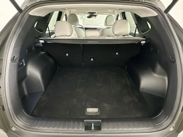 Certified Used 2025 Green Hyundai SEL Convenience image 27