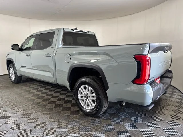 New 2026 Lunar Rock Toyota  SR5 image 6