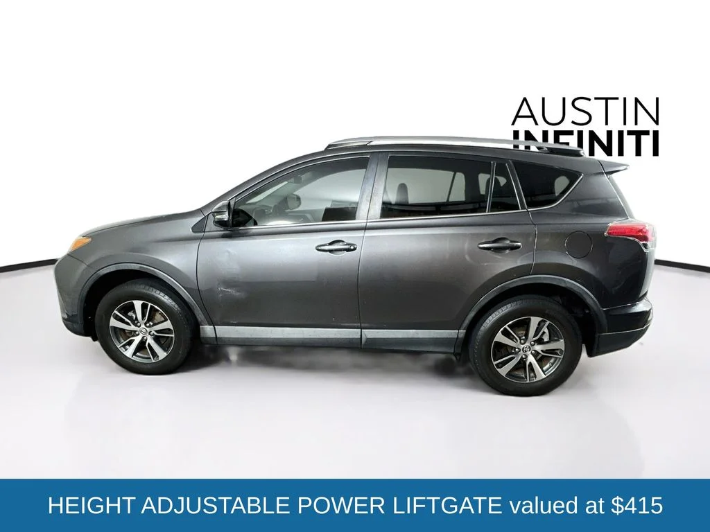 Used 2017 Gray Toyota XLE image 4