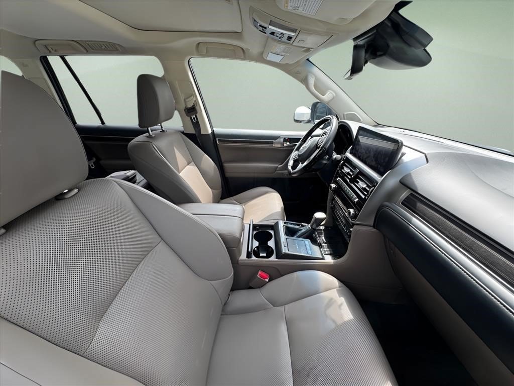Certified Used 2023 Onyx Black Lexus GX 460 Premium image 10