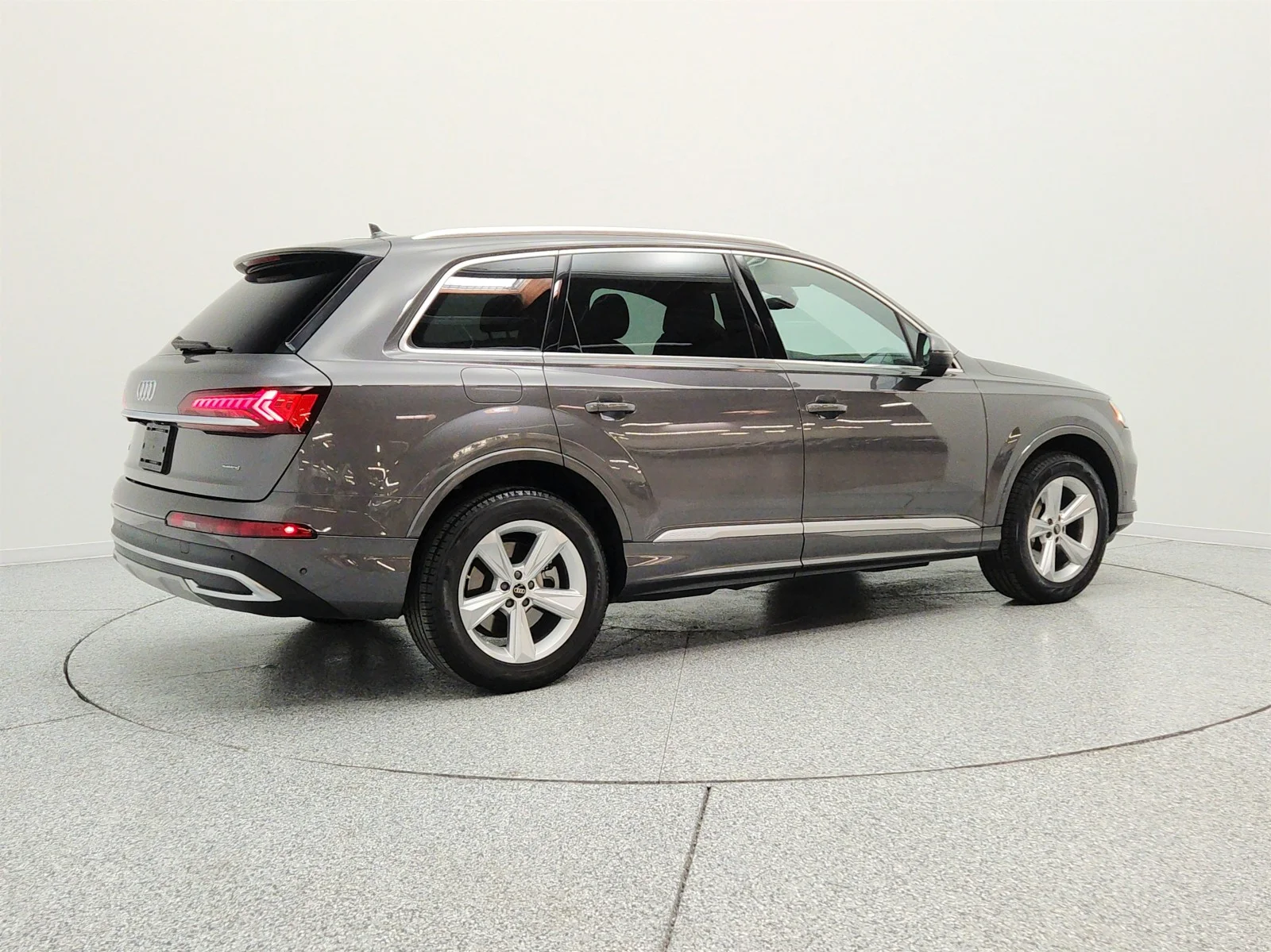 Used 2023 Samurai Gray Metallic Audi Premium 45 TFSI quattro image 5
