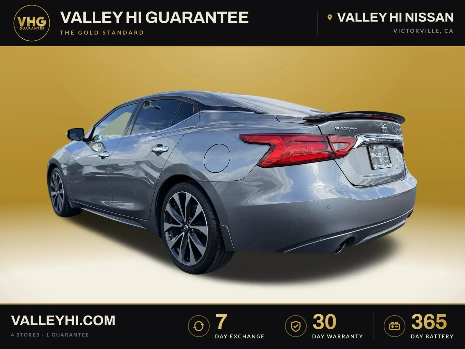 Used 2016 Gray Nissan SR image 5
