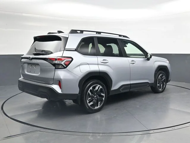 Used 2025 Silver Subaru Limited image 4
