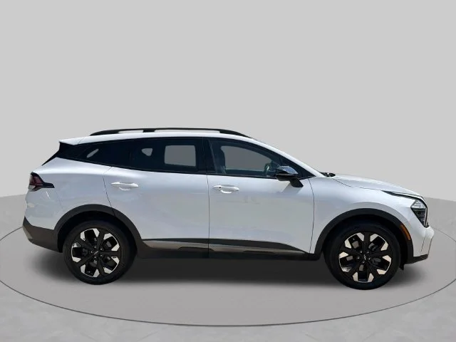 Used 2024 White Kia X-Line image 2