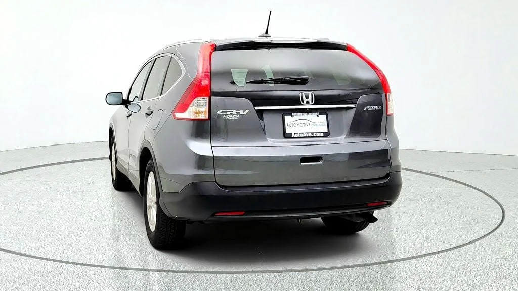 Used 2014 Polished Metal Metallic Honda EX-L image 6