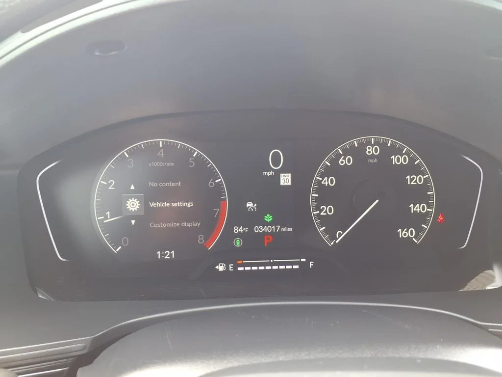 Used 2025 Silver Honda LX image 3
