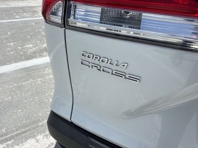 Used 2023 Beige Toyota L image 25
