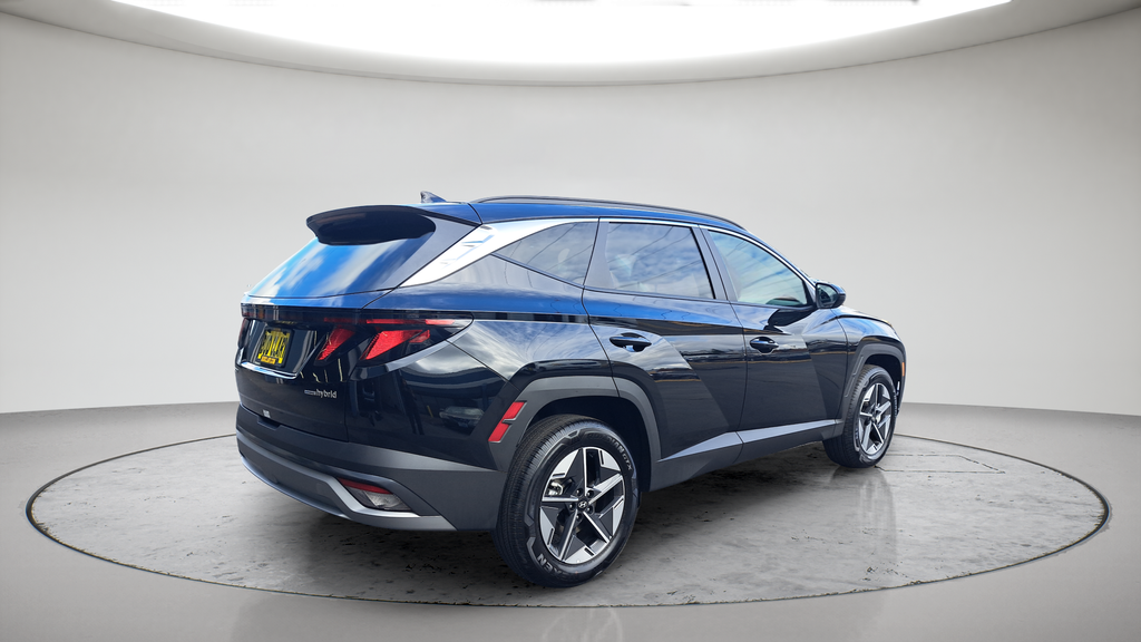 New 2026 Gray Hyundai SEL image 3