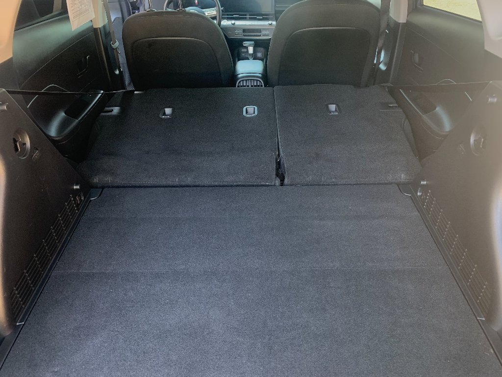 Certified Used 2025 Denim Blue Hyundai SEL image 19