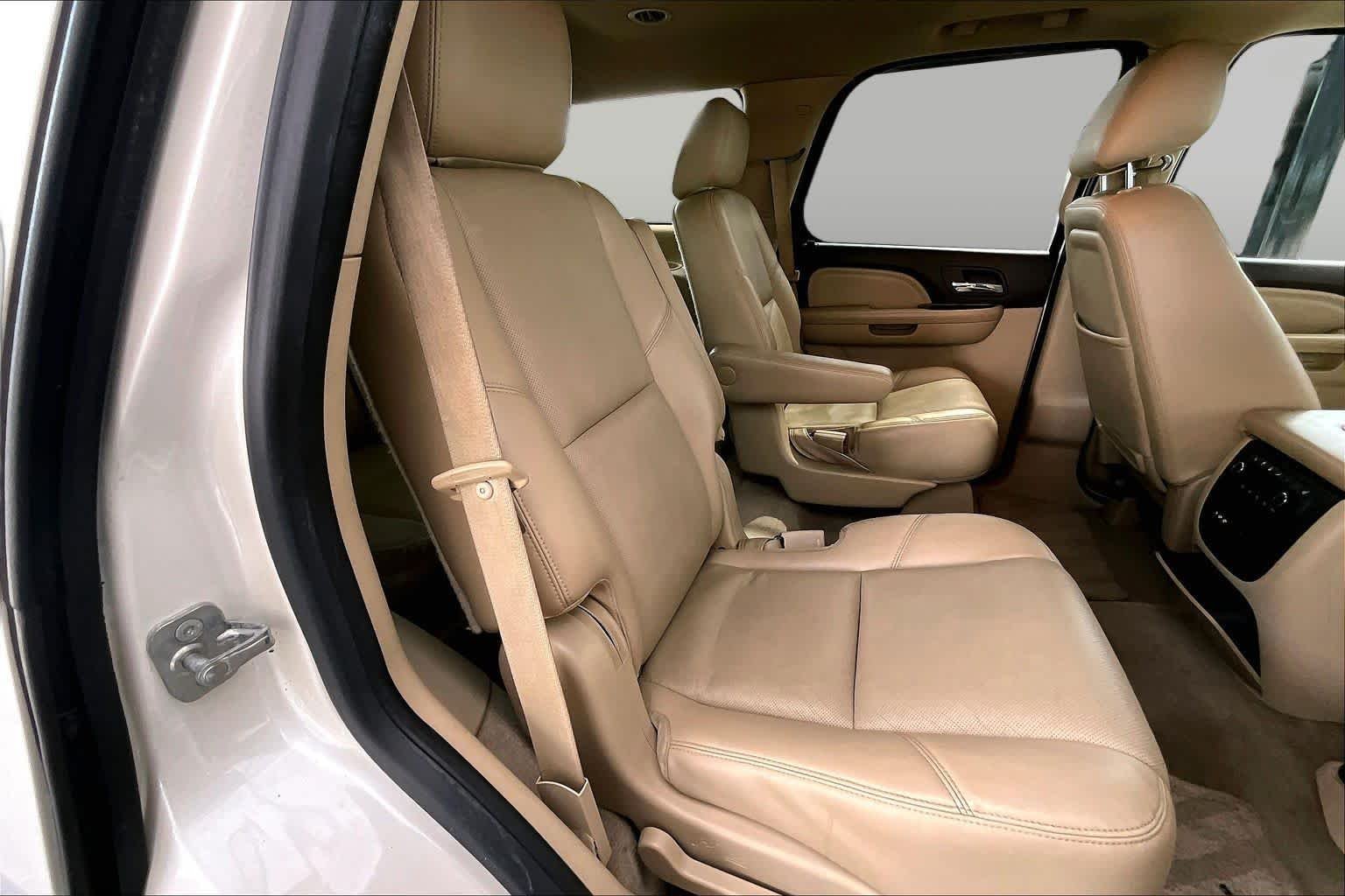 Used 2012 White Diamond Tricoat GMC Denali image 19
