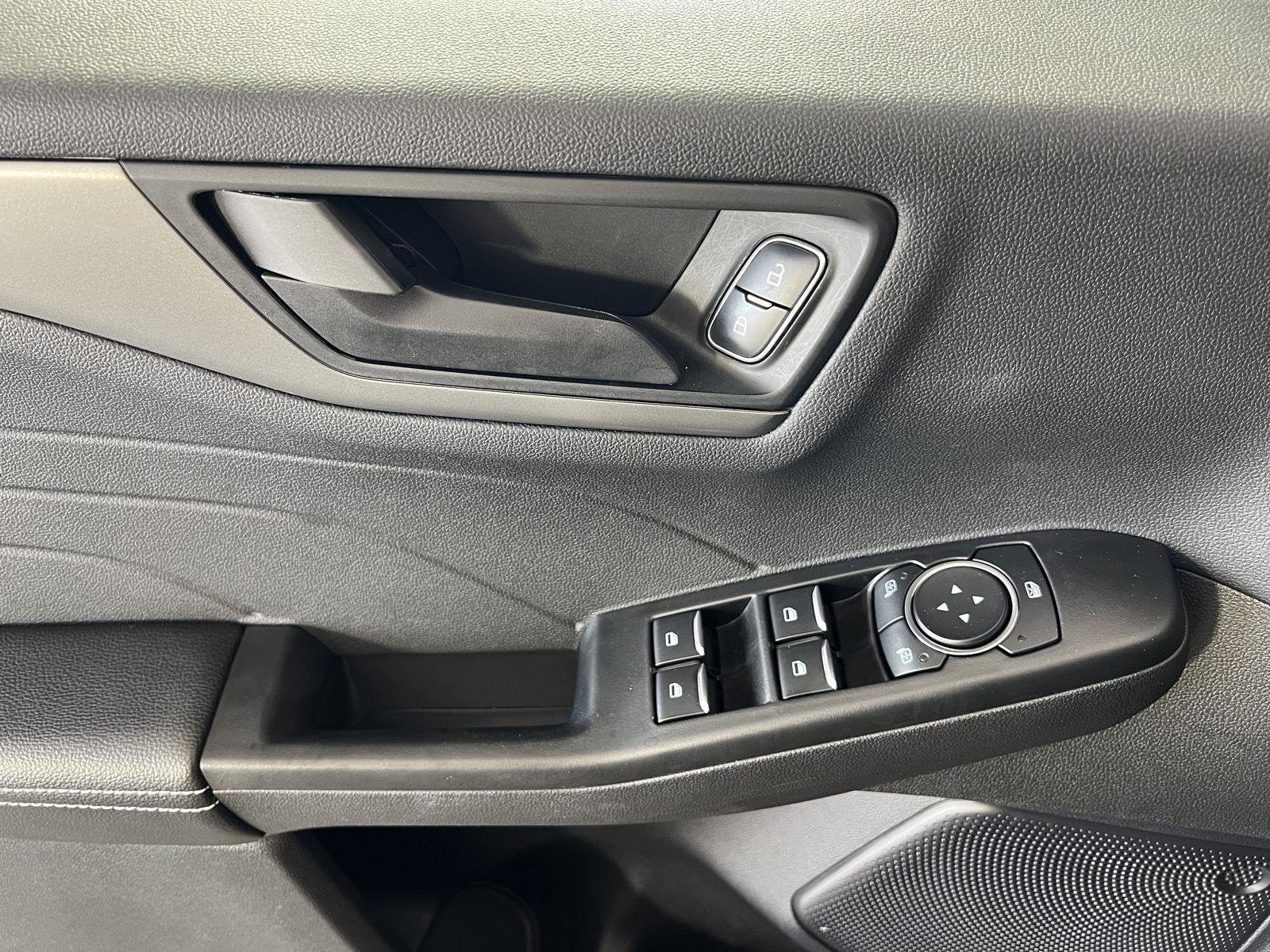 Used 2024 Vapor Blue Ford Active image 6