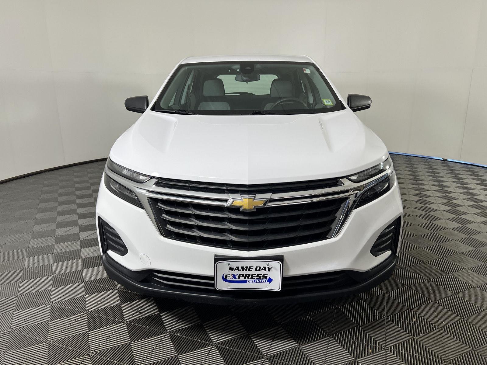 Used 2024 Summit White Chevrolet LS image 28