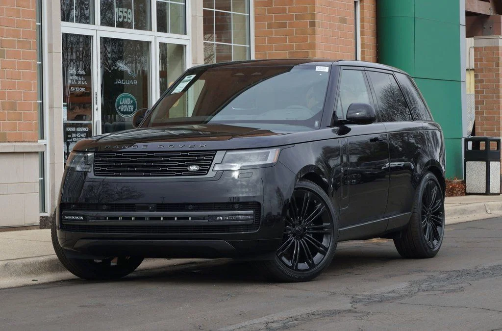2026 Land Rover Range Rover 3.0 SE SWB's photo