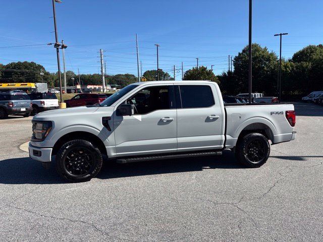 Certified Used 2024 Avalanche Ford XLT image 5