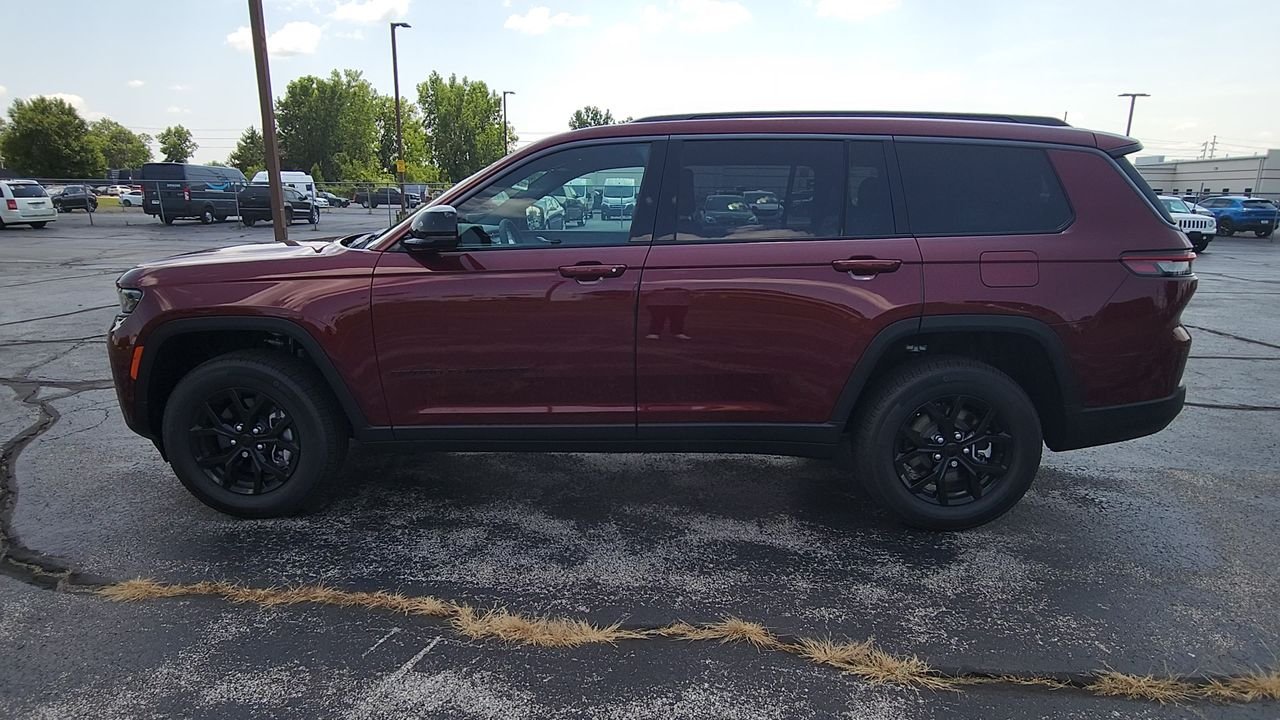 New 2026 Red Jeep Altitude image 5