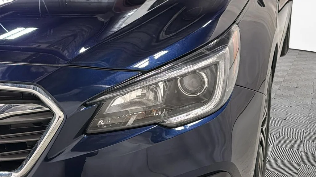 Used 2018 Blue Subaru 2.5i image 15