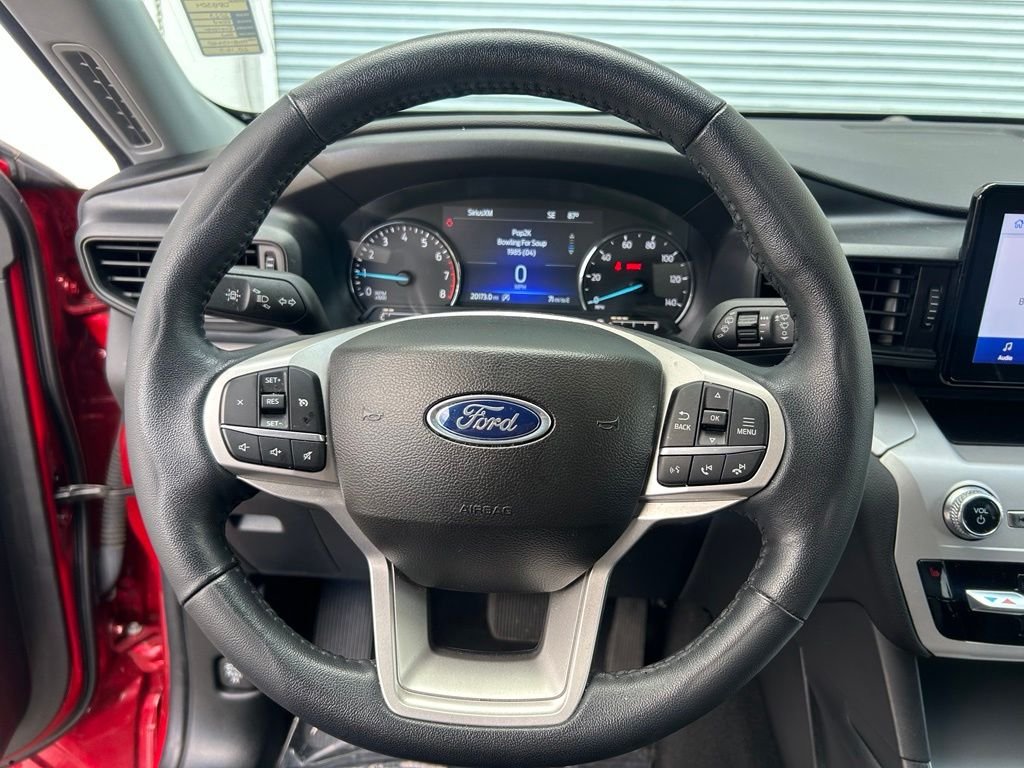 Used 2023 Red Ford XLT image 7