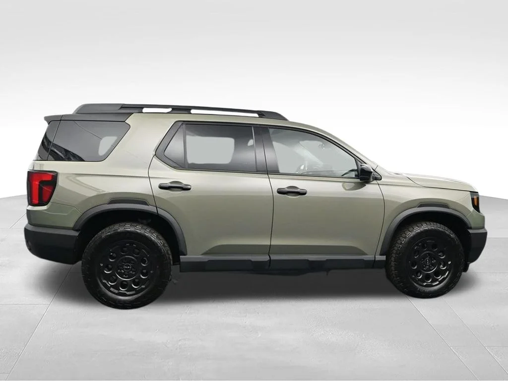 New 2026 Ash Green Metallic Honda TrailSport Elite Blackout image 8